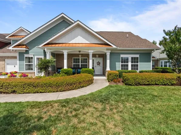 1426 Carrolton Way, Chesapeake, VA 23320