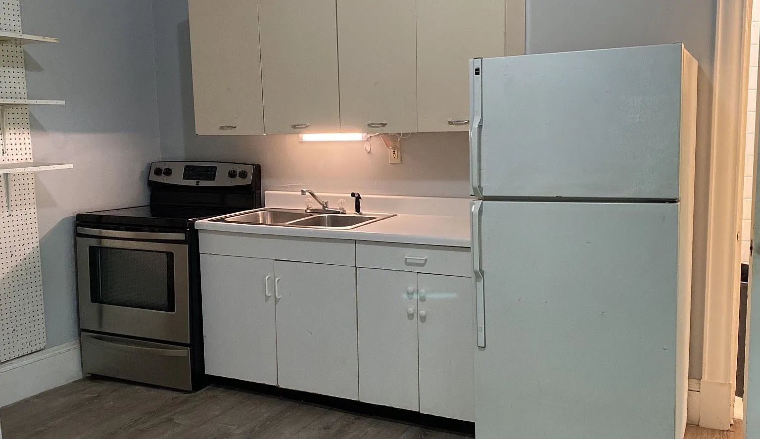 506 South Windsor St. — Photo 1