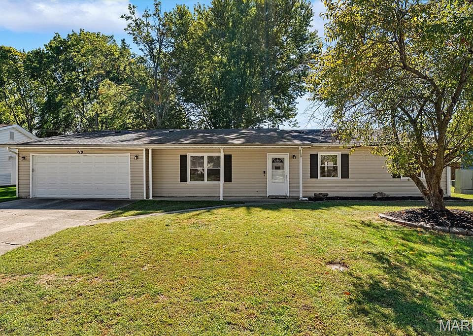 1st image of 210 Meadow Dr