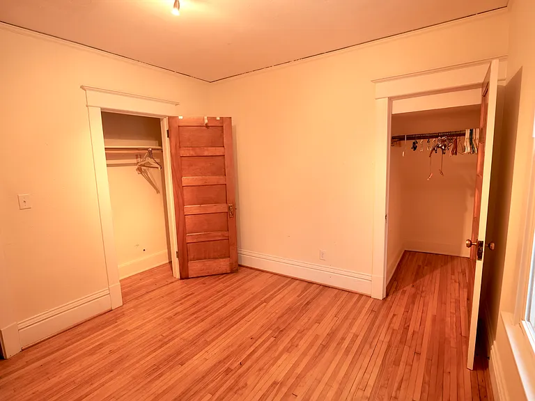 781 Iglehart Ave — Photo 5