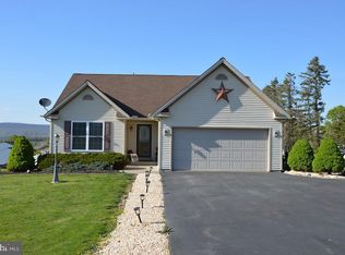 16 Twilight Ln, Catawissa, PA 17820