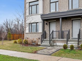 1844 Mitoff Pl, Mississauga, ON L4W 0E8
