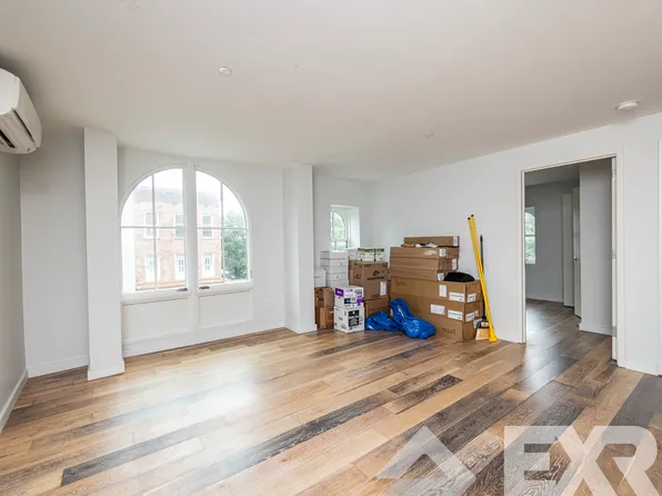 945 Bergen Street image 2 of 15