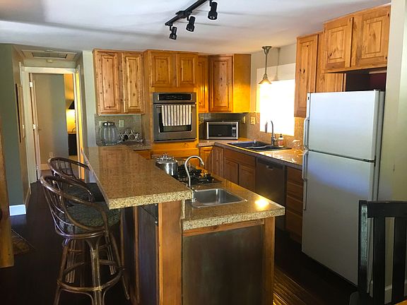 4th image of 95 Reliance Dr