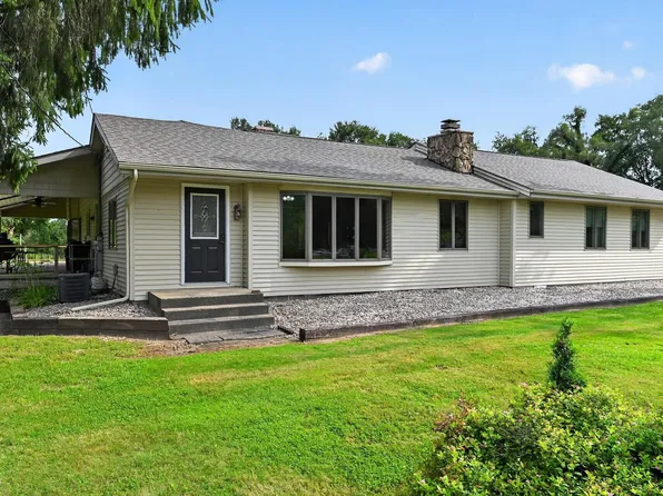 2882 E State Route 2, Rolling Prairie, IN 46371