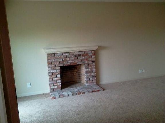 Master Bdrm Fireplace