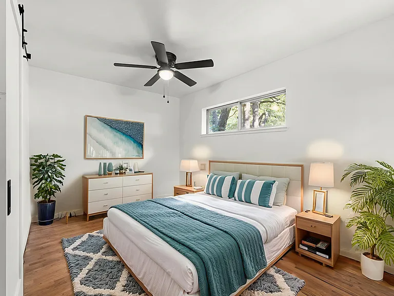 6638 Aintree Cir — Photo 16