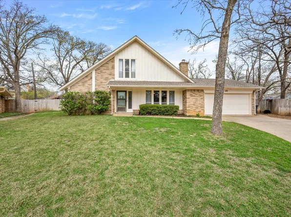 5711 Firewood Dr, Arlington, TX 76016