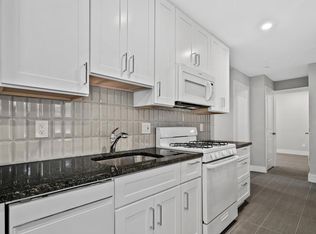 3321 13th St SE #3, Washington, DC 20032