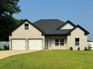 234 Highland Rd, Slocomb, AL 36375