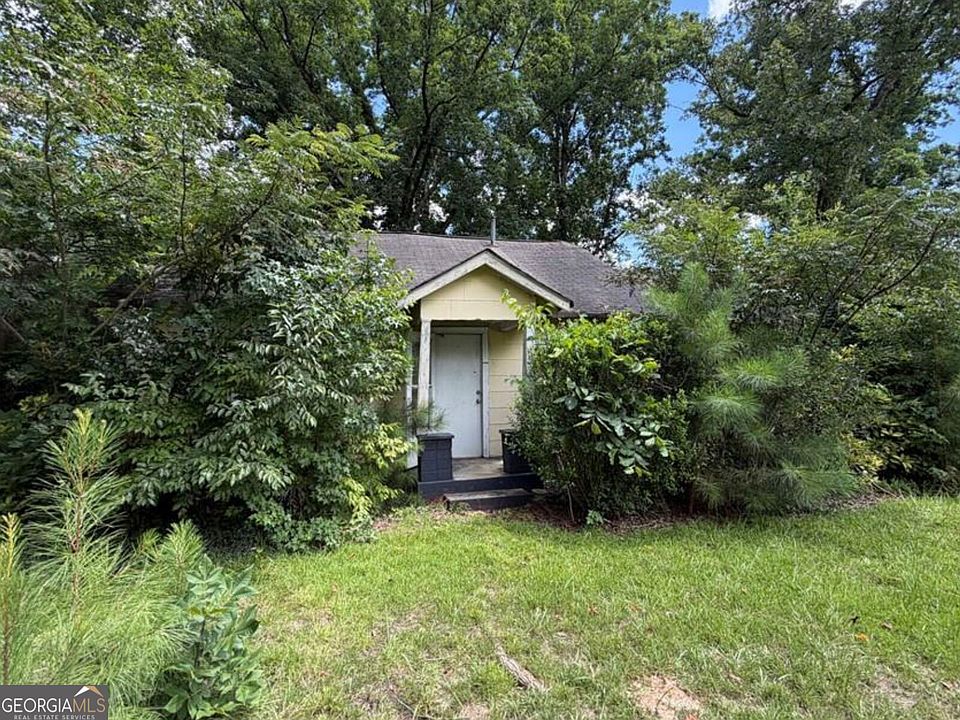 1st image of 5905 Oakdale Rd SE