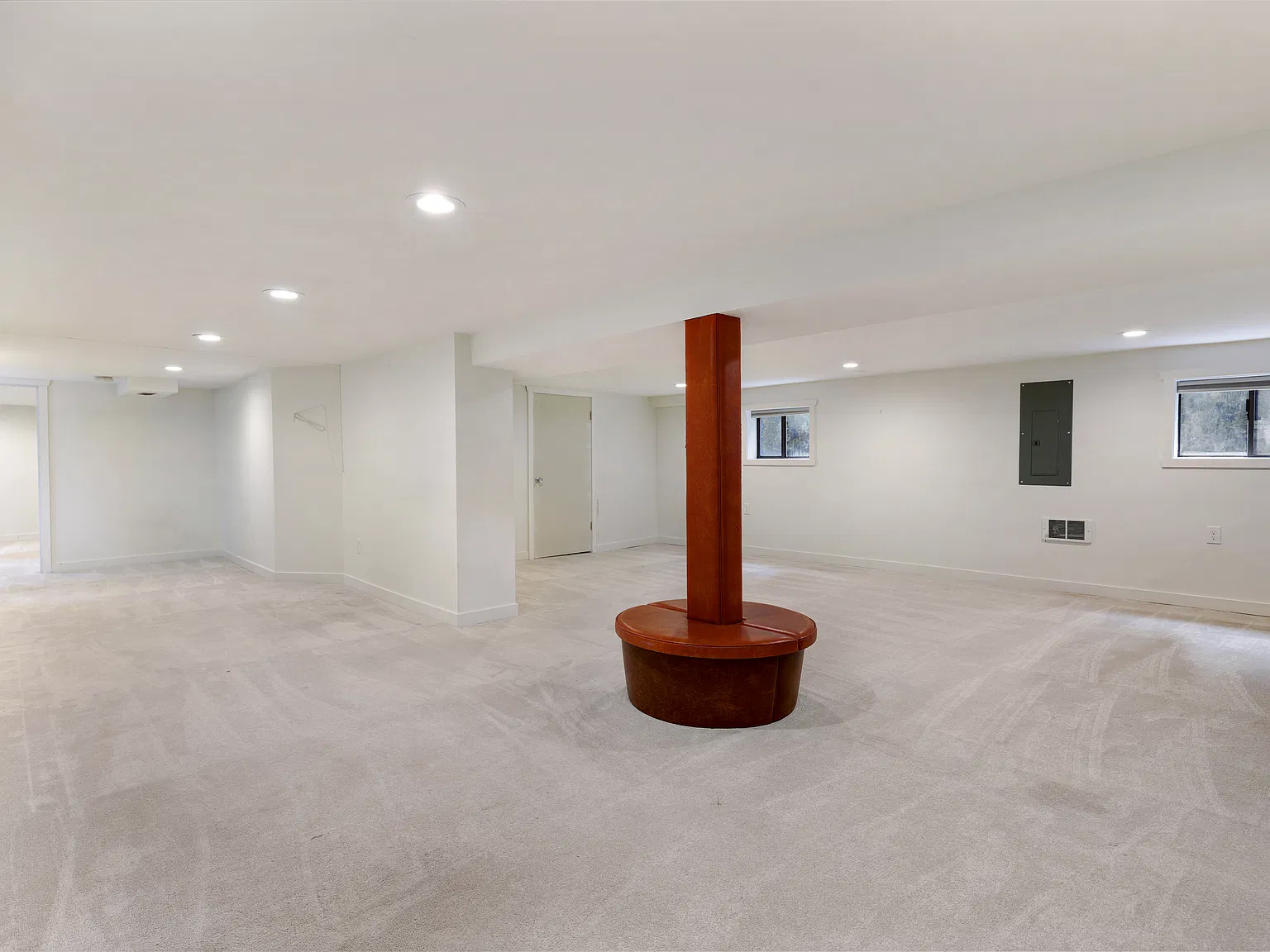 3 bed, 2164 sqft, $4,595 — Photo 3
