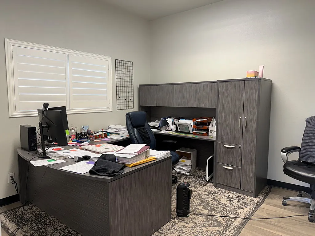 Studio, 10100 sqft, $9,850 — Photo 4