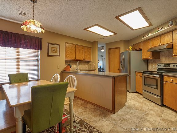 5th image of 9845 E Mesa Dr
