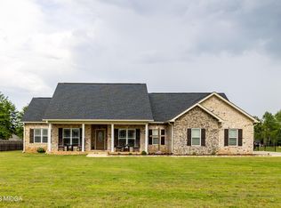 810 John E Sullivan Rd, Byron, GA 31008