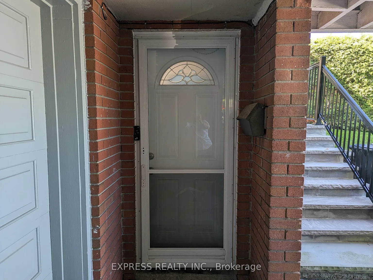 2 bed, $2,000 — Photo 3