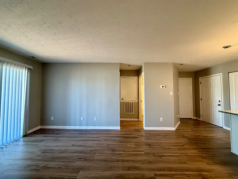 Unit Photo