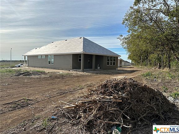4th image of 820 Ashberry Dr