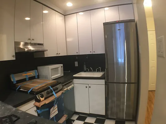 Rented by Francine Realty | media 10