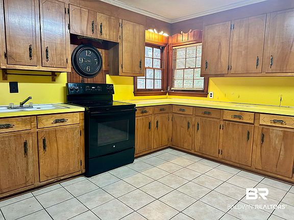 3rd image of 1606 Bonita Ave