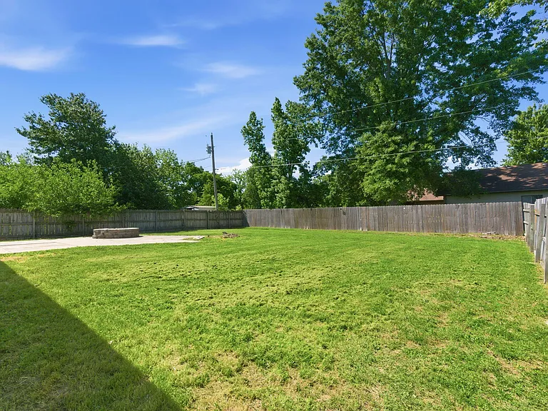 657 Kings Carriage Rd — Photo 34