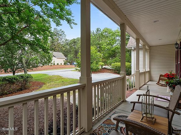 2nd image of 90 Sugar Pine Drive