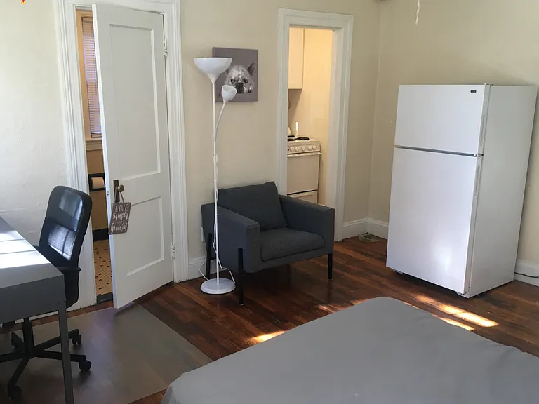 186 Waterman St — Photo 33