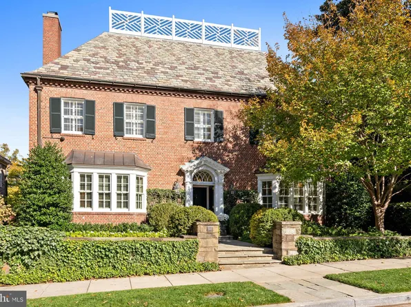 2439 Wyoming Ave NW, Washington, DC 20008