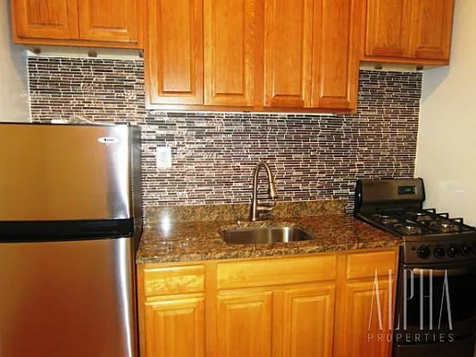 Rented by Alpha Properties NYC I LLC | media 29