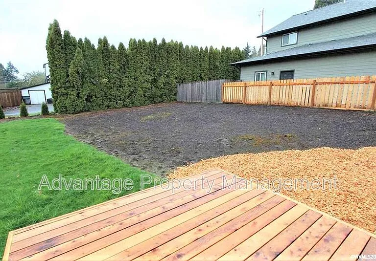 4010 SW Western Blvd — Photo 17
