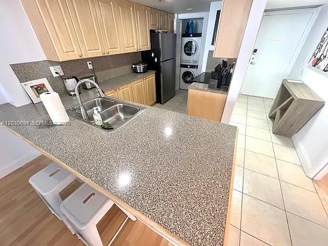 1717 N Bayshore Dr #A-1450 — Photo 17