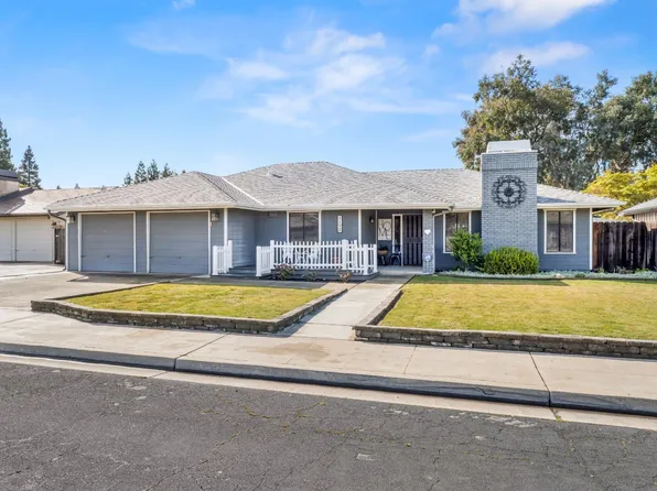 2192 Keats Ave, Clovis, CA 93611