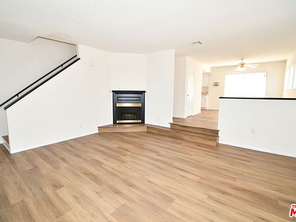 5th image of 15111 Freeman Ave Unit 1