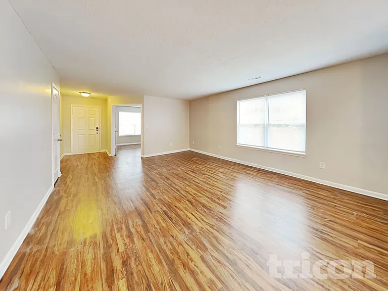 7335 Mosaic Dr — Photo 4