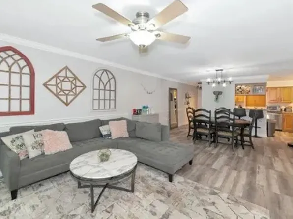 3360 S Osprey Ave APT 212B, Sarasota, FL 34239