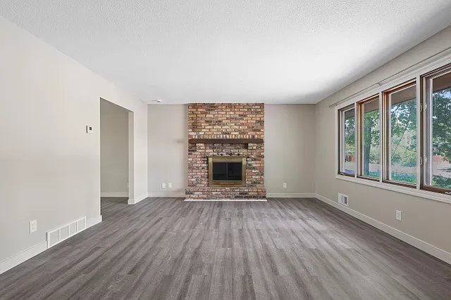 5827 Winnetka Ave N #1 — Photo 4