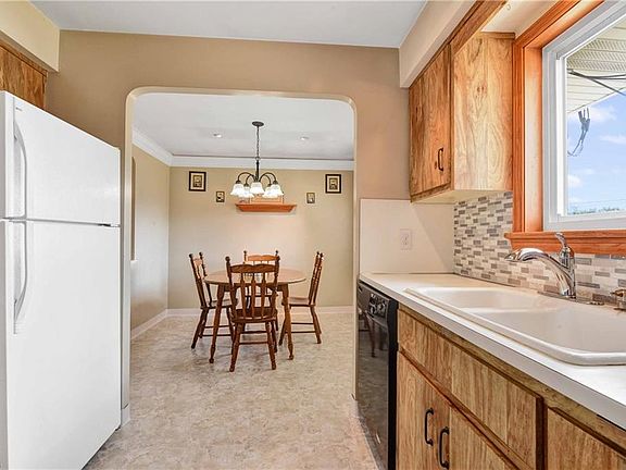 4th image of 7619 Zona Ln