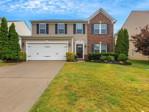 59 Chapel Hill Ln, Simpsonville, SC 29681