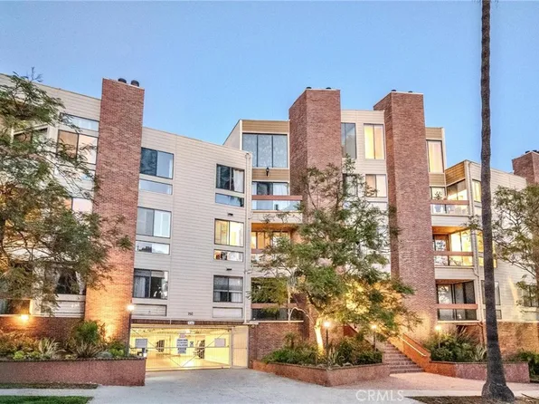 750 S Bundy Dr APT 108, Los Angeles, CA 90049