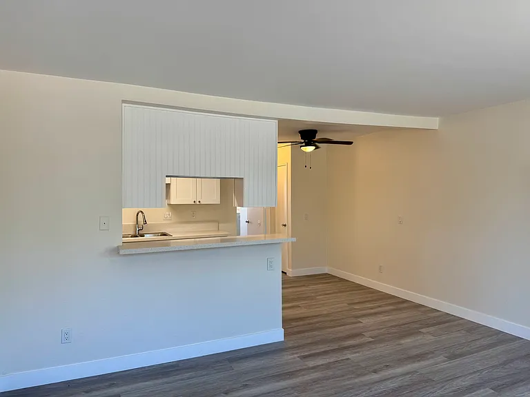 1006 E Deodar St #G — Photo 4