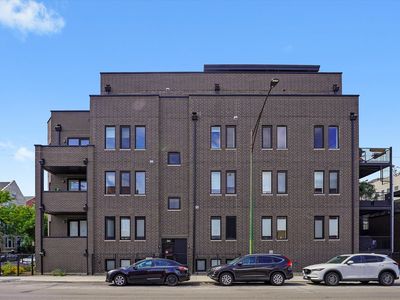 736 N Noble St #3, Chicago, IL, 60642