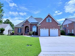 334 Saint Thomas Rd, Fayetteville, NC 28311