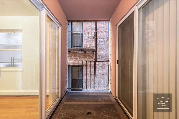 Rented by Signature Property Realty | media 19
