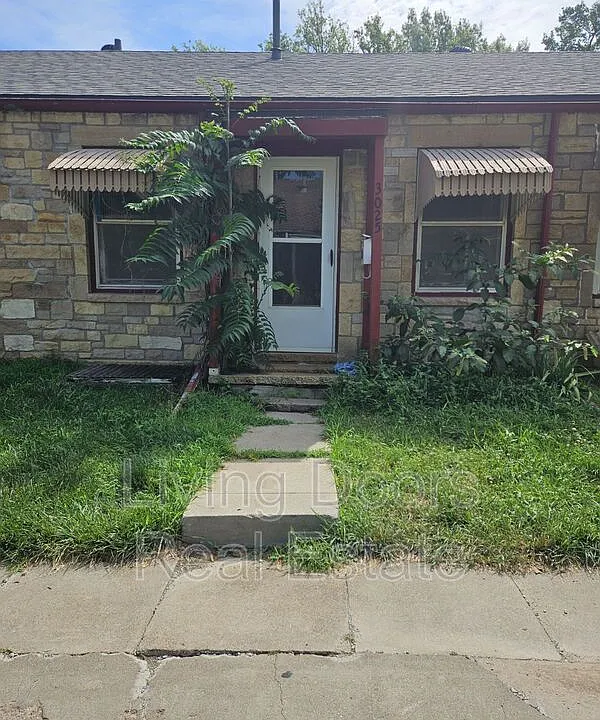 3025 P St