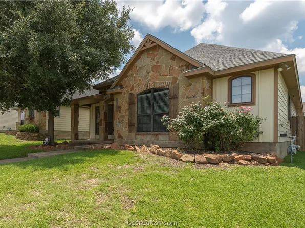 2013 Autumn Lake Dr, Bryan, TX 77807