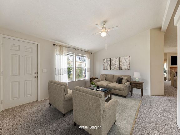3rd image of 22056 Buena Vista Dr