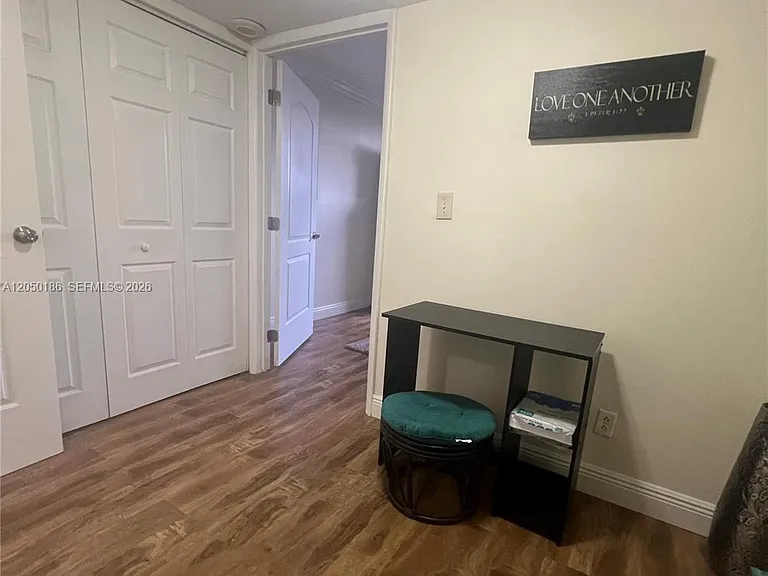 1465 NE 123rd St #502 — Photo 15
