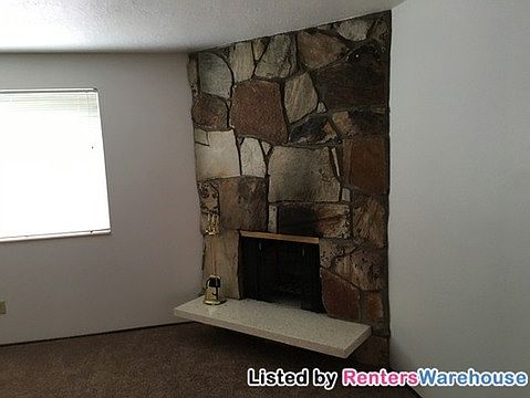 2nd image of 959 E Austin Ave
