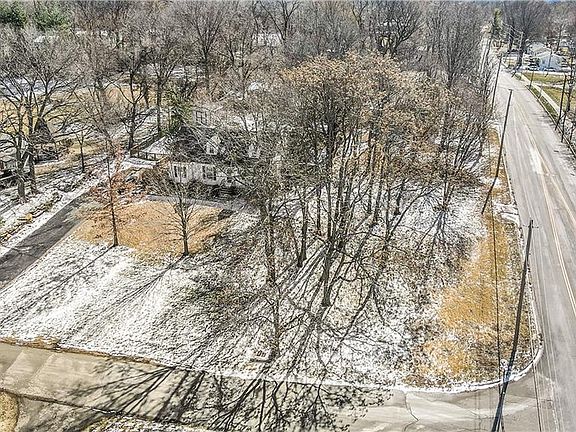 2nd image of NW 83rd St