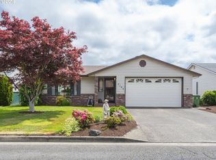2104 Lilac Way, Woodburn, OR